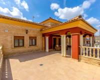 Resale - Villa - Orihuela Costa - Orihuela