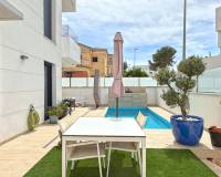 Resale - Villa - Orihuela Costa - Villamartin