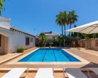 Resale - Villa - Orihuela Costa