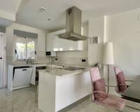 Resale - Villa - Orihuela Costa