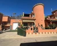 Resale - Villa - Orihuela - Playa Flamenca