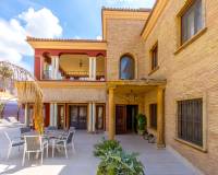 Resale - Villa - Orihuela