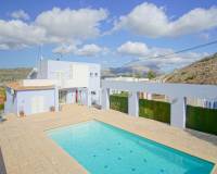 Resale - Villa - Pedreguer