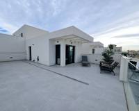 Resale - Villa - San Fulgencio - Urbanización Oasis