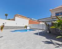 Resale - Villa - Torrevieja - Aguas Nuevas