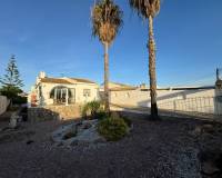Resale - Villa - Torrevieja - San Luis