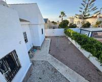 Resale - Villa - Torrevieja - San Luis