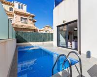 Resale - Villa - Torrevieja - Sector 25