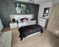 Resale - Villa - Torrevieja