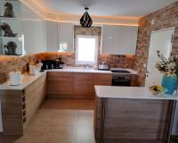 Resale - Villa - Torrevieja
