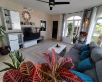 Resale - Villa - Torrevieja