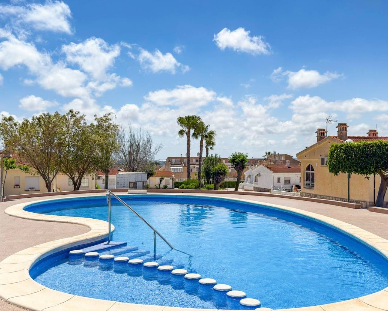 Townhouse - Resale - Ciudad Quesada - C10ZH-69723