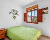 Venta - Bungalow - Torrevieja - Lago jardin