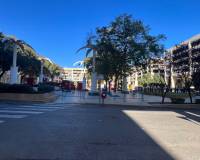 Venta - Local comercial - Guardamar Del Segura - CENTRO