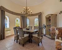 Venta - Villa-Chalet - Altea