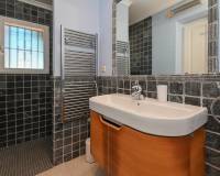 Venta - Villa-Chalet - Altea