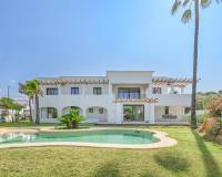 Venta - Villa-Chalet - Benissa