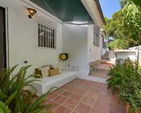 Venta - Villa-Chalet - Benissa