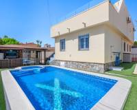 Venta - Villa-Chalet - Ciudad Quesada - Center