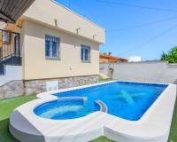 Venta - Villa-Chalet - Ciudad Quesada - Center