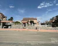 Venta - Villa-Chalet - Ciudad Quesada