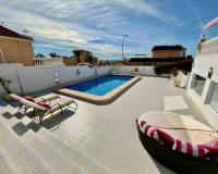 Venta - Villa-Chalet - Ciudad Quesada