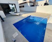 Venta - Villa-Chalet - Daya Nueva - Comunidad Valenciana