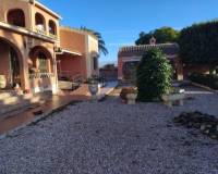 Venta - Villa-Chalet - Dolores