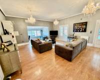 Venta - Villa-Chalet - Las Heredades - Heredades