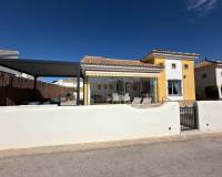 Venta - Villa-Chalet - Los Montesinos - Urbanizacion montesol