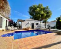Venta - Villa-Chalet - Moraira - Benimeit