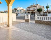 Venta - Villa-Chalet - Orihuela Costa - Los Almendros