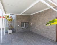 Venta - Villa-Chalet - Torrevieja - Aguas Nuevas
