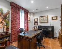 Venta - Villa-Chalet - Torrevieja - La Veleta