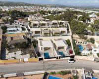 Venta - Villa-Chalet - Torrevieja - Los Balcones - Los Altos del Edén