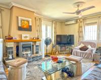 Venta - Villa-Chalet - Torrevieja - Los Balcones - Los Altos del Edén