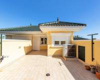 Venta - Villa-Chalet - Torrevieja - Torreta florida