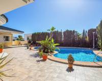 Venta - Villa-Chalet - Torrevieja - Torreta florida