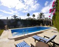 Venta - Villa-Chalet - Torrevieja