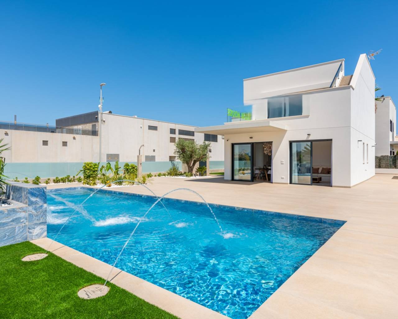 Villa-Chalet - Nueva construcción  - Dehesa de Campoamor - Dehesa de Campoamor