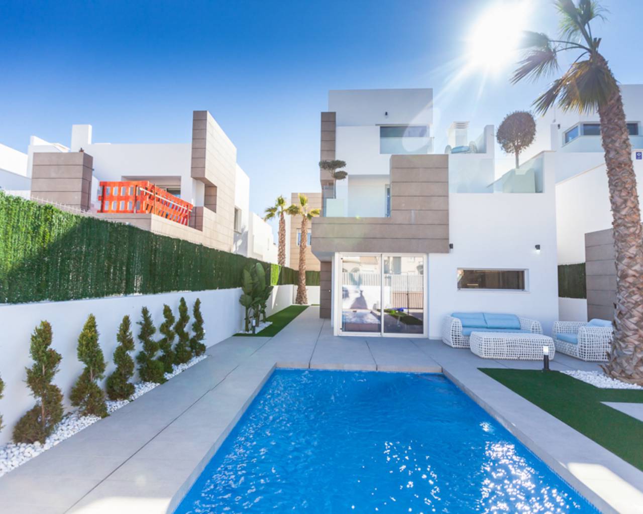 Villa-Chalet - Nueva construcción  - Guardamar Del Segura - ZH0112