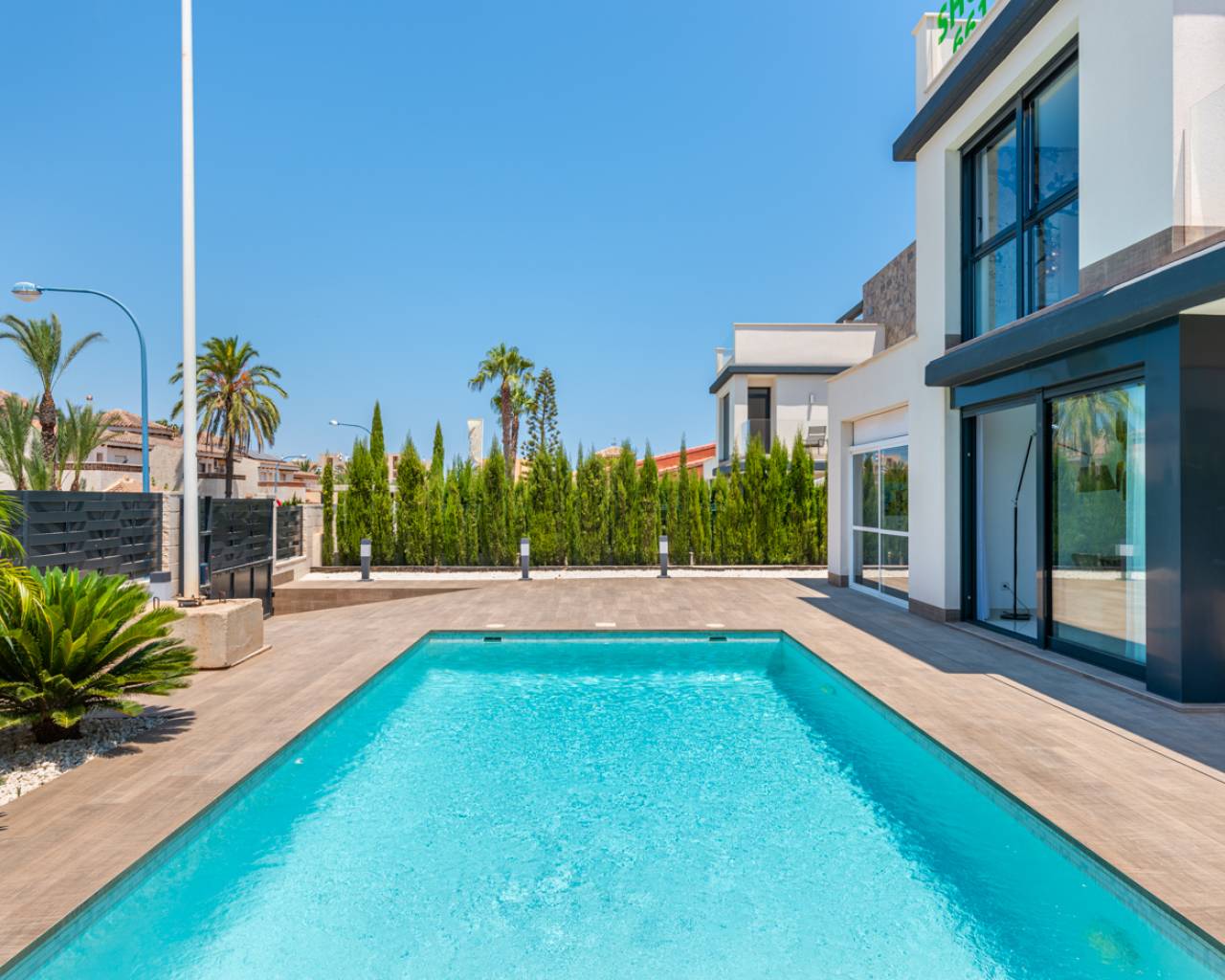 Villa-Chalet - Nueva construcción  - Playa Paraiso - NB-72609
