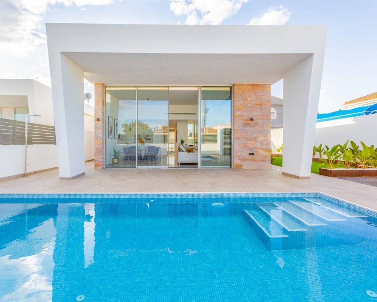 Villa-Chalet - Nueva construcción  - Torrevieja - Torreta florida