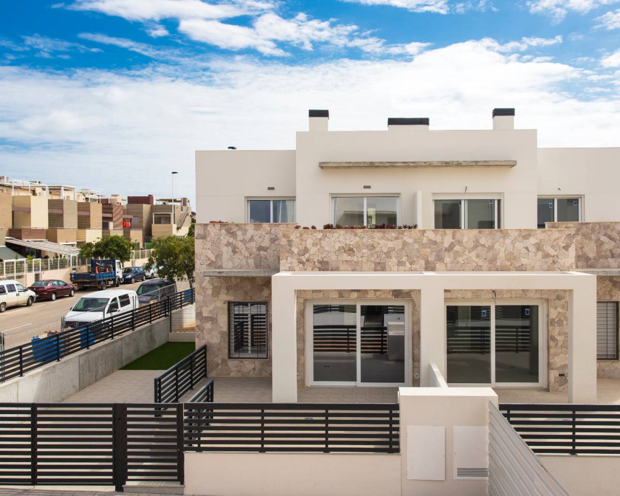 Villa-Chalet - Nueva construcción  - Torrevieja - ZH0093
