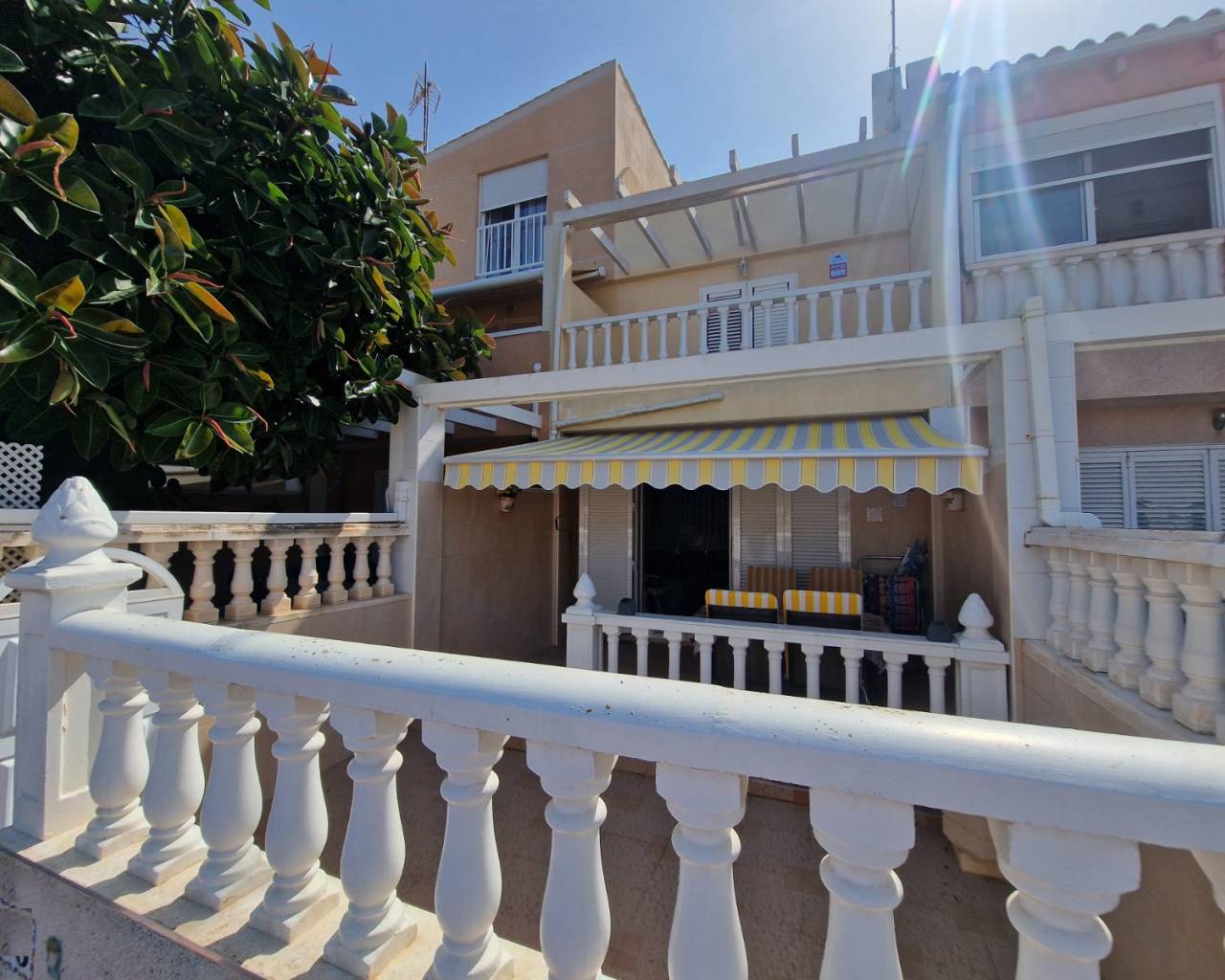 Villa-Chalet - Venta - Guardamar Del Segura - ZH0448