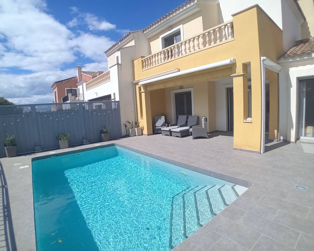 Villa-Chalet - Venta - La Finca Golf - C5ZH-45157