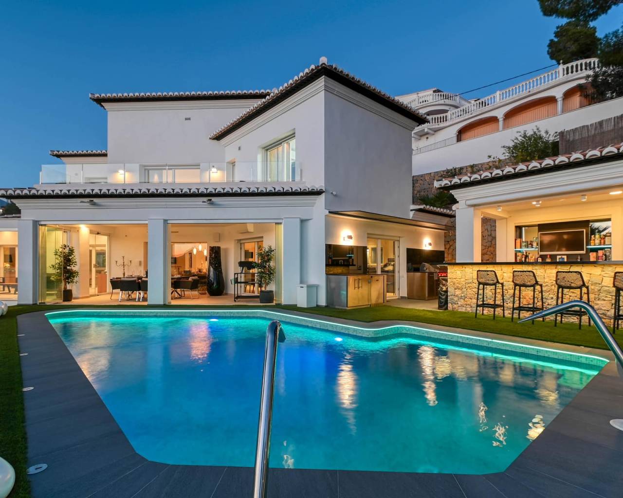 Villa-Chalet - Venta - Moraira - Moraira