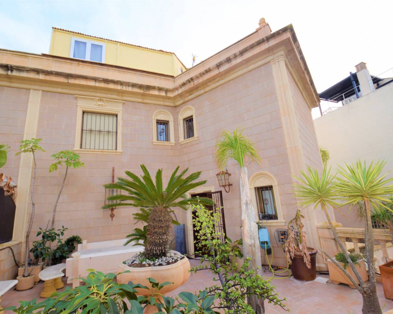 Villa - Wederverkoop - Guardamar Del Segura - C6ZH-46885