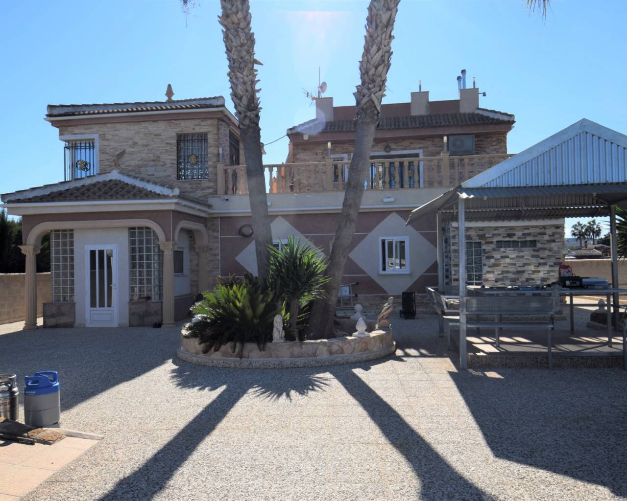 Villa - Wederverkoop - Guardamar Del Segura - C6ZH-88888