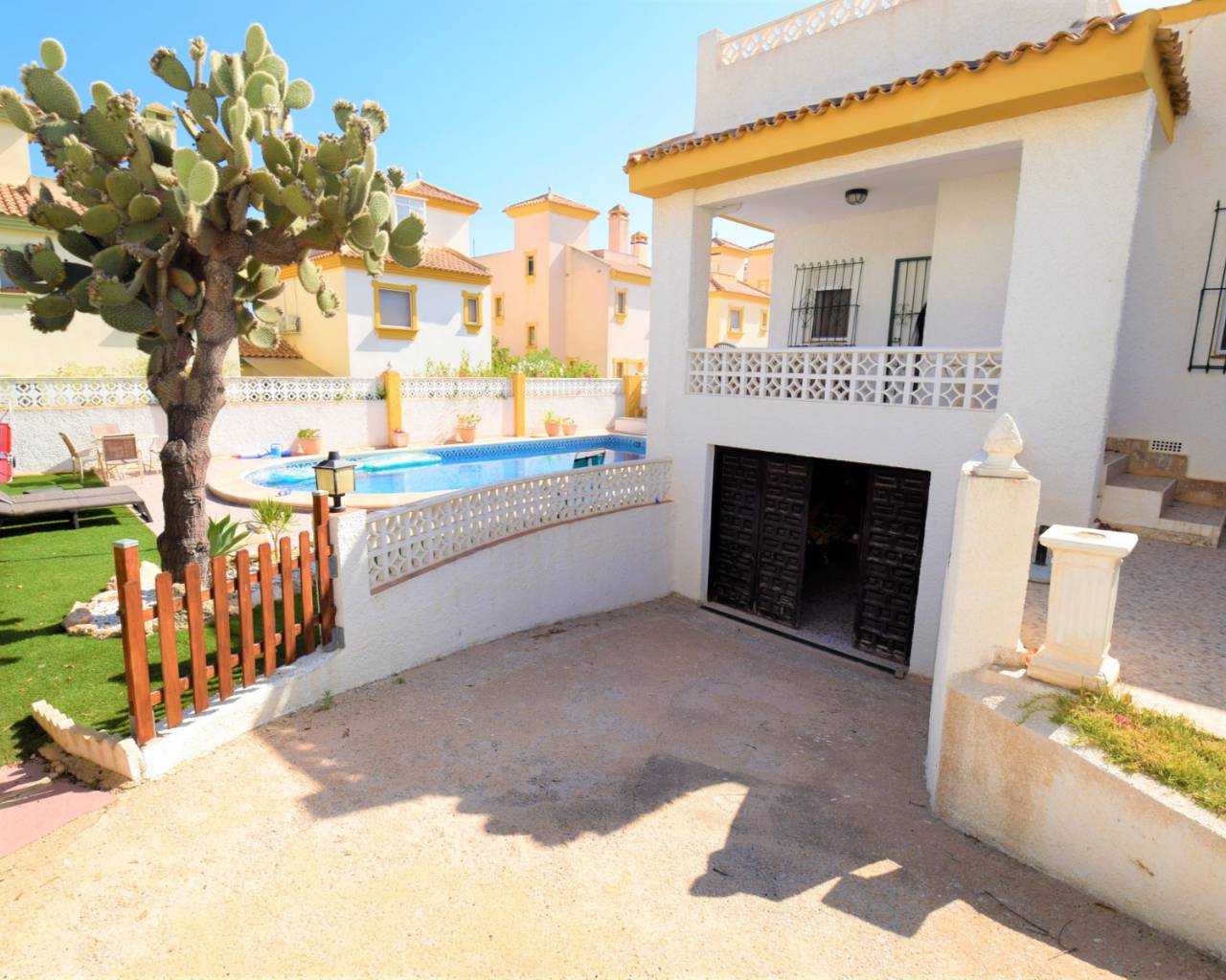 Villa - Wederverkoop - Orihuela Coast - La Zenia